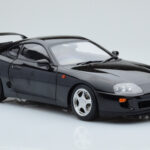 Toyota Supra A80 Musta LCD 1:18 - image 4 of 7