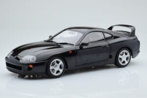 Toyota Supra A80 Musta LCD 1:18 LCD18020-BL