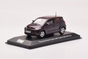 Toyota Urban Cruiser Violetti Metallic Minichamps 1:43 403166963 Metalli — kuva 2 / 4