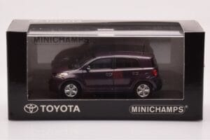 Toyota Urban Cruiser Violetti Metallic Minichamps 1:43 403166963 Metalli — kuva 4 / 4