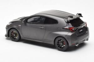 Toyota GR Yaris Circuit Package Musta Otto 1:18 OT1046 Metalli — kuva 5 / 6