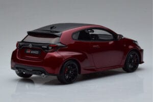 Toyota GR Yaris Punainen Otto 1:18 OT1003 Hartsi — kuva 2 / 6