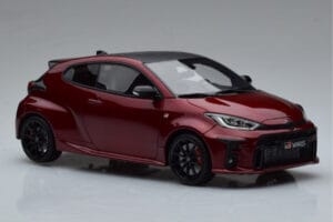 Toyota GR Yaris Punainen Otto 1:18 OT1003 Hartsi — kuva 4 / 6