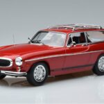 Volvo 1800 ES Punainen Norev 1:18 188723 Metalli