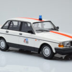 Volvo 240 GL Poliisi Belgia Minichamps 1:18 - image 4 of 6