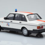 Volvo 240 GL Poliisi Belgia Minichamps 1:18 - image 5 of 6