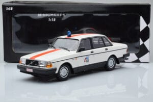 Volvo 240 GL Poliisi Belgia Minichamps 1:18 155171492 Metalli — kuva 6 / 6