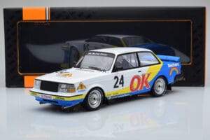 Volvo 240 Turbo Beckers #24 P.G. Andersson Nurburgring 1985 IXO 1:18 18RMC105A Metalli — kuva 6 / 6