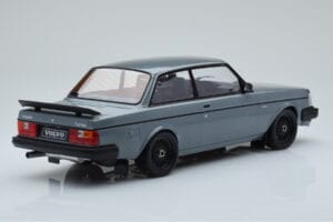 Volvo 240 Turbo Harmaa IXO 1:18 18CMC089 Metalli — kuva 2 / 6