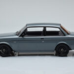 Volvo 240 Turbo Harmaa IXO 1:18 - image 3 of 6