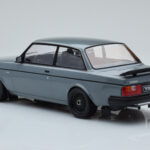 Volvo 240 Turbo Harmaa IXO 1:18 - image 5 of 6
