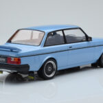 Volvo 240 Turbo Vaaleansininen IXO 1:18 - image 2 of 6