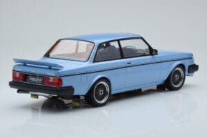 Volvo 240 Turbo Vaaleansininen IXO 1:18 18MCC090 Metalli — kuva 2 / 6