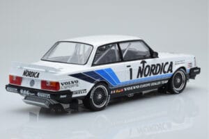 Volvo 240 Turbo Nordica #1 J. Cecotto / A. Olafsson ETCC Brno 1986 IXO 1:18 18RMC087 Metalli — kuva 2 / 6