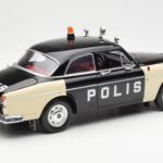 Volvo P121 Poliisi Revell 1:18 8904 - image 3 of 8