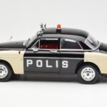 Volvo P121 Poliisi Revell 1:18 8904 - image 4 of 8