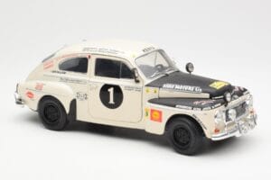 Volvo PV 544 Rally Revell 1:18 8922 Metalli — kuva 6 / 8