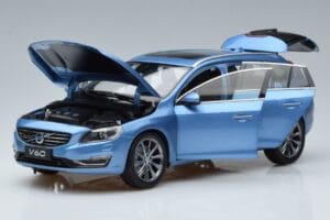 Volvo V60 D3 Power Sininen FAW 1:18 9430839 Metalli — kuva 2 / 7
