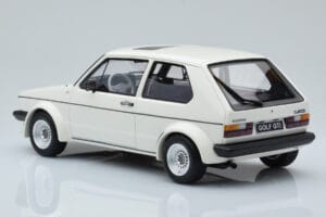 Volkswagen Golf GTI Mk1 ABT Valkoinen Otto 1:18 OT1014 Hartsi — kuva 5 / 6