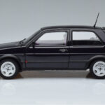 Volkswagen Golf GTI Mk2 Fire and Ice Violetti Norev 1:18 - image 4 of 7