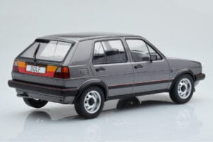Volkswagen Golf GTI Mk2 Harmaa MCG 1:18 MCG18390 Metalli — kuva 2 / 6
