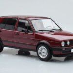 Volkswagen Golf GTI Mk2 Punainen MCG 1:18 - image 4 of 6