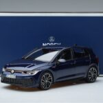 Volkswagen Golf GTI Mk8 Sininen Norev 1:18 188594 Metalli - image 7 of 7
