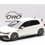 Volkswagen Golf GTI Mk8 Clubsport Valkoinen Otto 1:18 - image 6 of 6