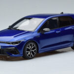 Volkswagen Golf Mk8 R Sininen Otto 1:18