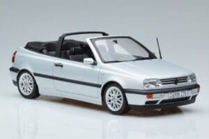 Volkswagen Golf Mk3 Avoauto Hopea Norev 1:18 188468 Metalli — kuva 4 / 6