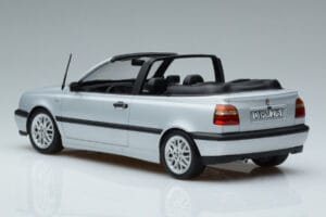 Volkswagen Golf Mk3 Avoauto Hopea Norev 1:18 188468 Metalli — kuva 5 / 6