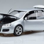 Volkswagen Golf GTI Mk5 Pirelli Edition Hopea Norev 1:18 188425 Metalli - image 2 of 7