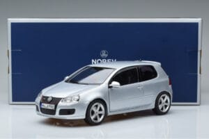 Volkswagen Golf GTI Mk5 Pirelli Edition Hopea Norev 1:18 188425 Metalli — kuva 7 / 7