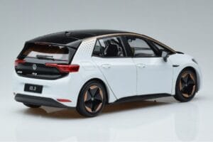 Volkswagen ID.3 Valkoinen FAW 1:18 ZVN000001WEI Metalli — kuva 3 / 7