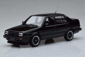 Volkswagen Jetta Mk2 Musta Otto 1:18