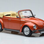 Volkswagen Beetle 1303 Avoauto Oranssi Norev 1:18 - image 4 of 6