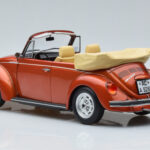 Volkswagen Beetle 1303 Avoauto Oranssi Norev 1:18 - image 5 of 6