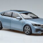 Volkswagen Passat B8 Sininen FAW 1:18 ZVF000003A Metalli - image 5 of 7