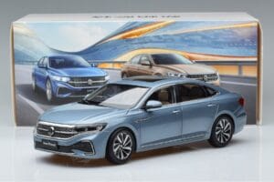 Volkswagen Passat B8 Sininen FAW 1:18 ZVF000003A Metalli — kuva 7 / 7