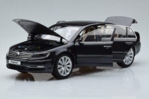 Volkswagen Phaeton V6 Mazeppa Harmaa Kyosho 1:18 08831MBK Metalli — kuva 2 / 9