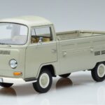 Volkswagen T2a Pickup 50-vuotisjuhlapainos Schuco 1:18 450019800 Metalli