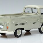 Volkswagen T2a Pickup 50-vuotisjuhlapainos Schuco 1:18 450019800 Metalli - image 3 of 7