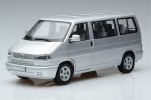 Volkswagen T4b Transporter Caravelle Minibus Schuco 1:18 450041500 Metalli