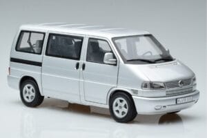 Volkswagen T4b Transporter Caravelle Minibus Schuco 1:18 450041500 Metalli — kuva 6 / 8