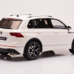 Volkswagen Tiguan R Valkoinen Otto 1:18 - image 2 of 6