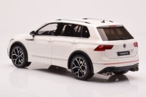 Volkswagen Tiguan R Valkoinen Otto 1:18 OT1001 Hartsi — kuva 5 / 6