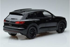 Volkswagen Touareg CR Musta FAW 1:18 LTC761021BLA Metalli — kuva 3 / 7