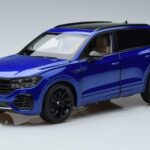 Volkswagen Touareg CR Sininen FAW 1:18 LTC761021BLU Metalli