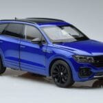 Volkswagen Touareg CR Sininen FAW 1:18 LTC761021BLU Metalli - image 5 of 7