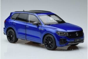 Volkswagen Touareg CR Sininen FAW 1:18 LTC761021BLU Metalli — kuva 5 / 7